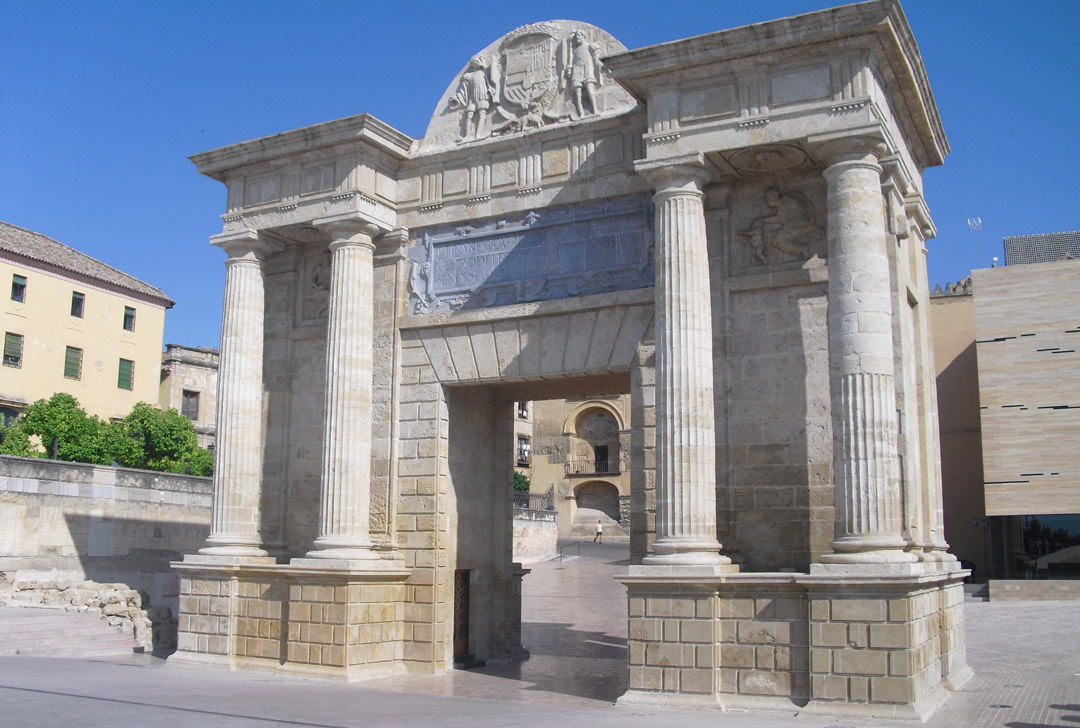Puerta_del_Puente_Córdoba